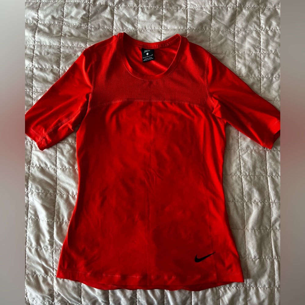 Nike Womens Pro Hypercool Short Sleeve Training Top orange women’s size small